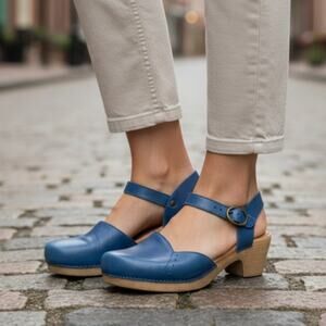 Dansko Maisie Mary Jane Leather Clogs in Blue Size 39 US 8.5-9